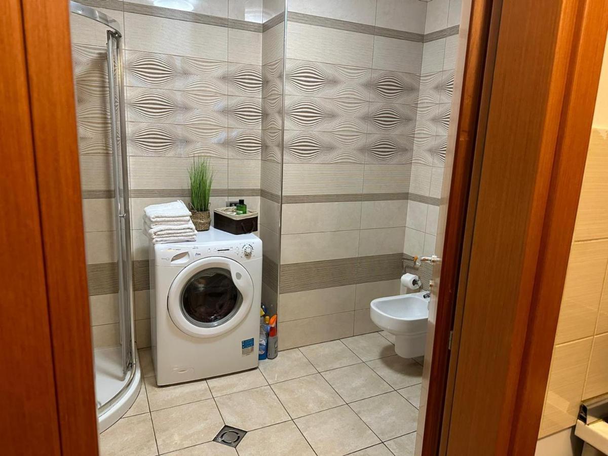 Luxury Condo In Tirana Extérieur photo
