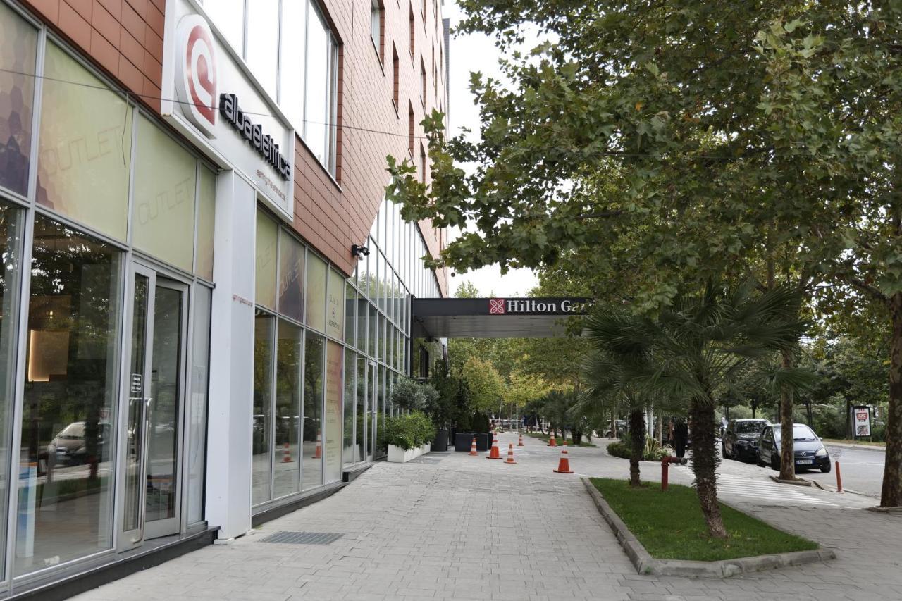 Luxury Condo In Tirana Extérieur photo
