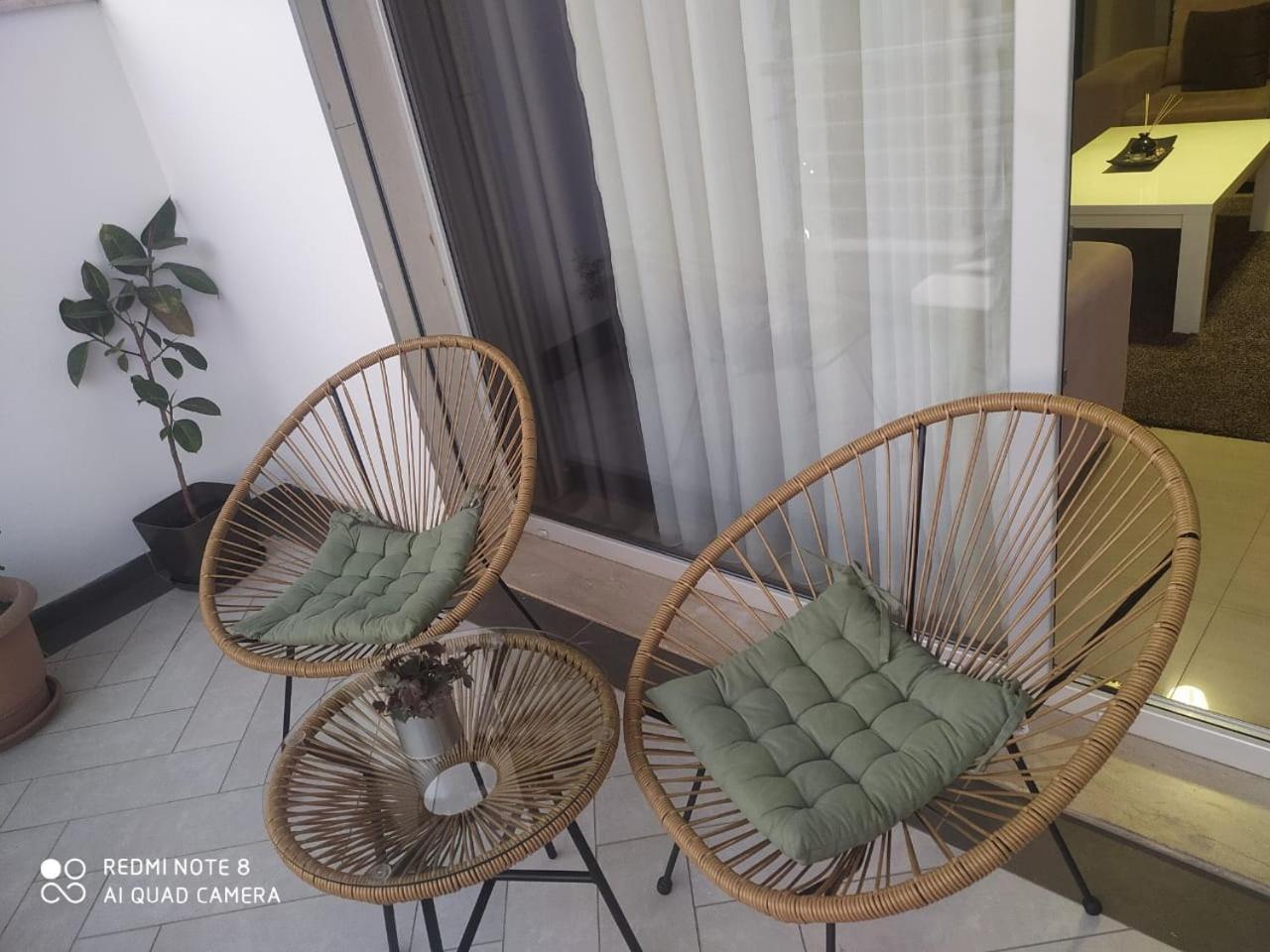 Luxury Condo In Tirana Extérieur photo